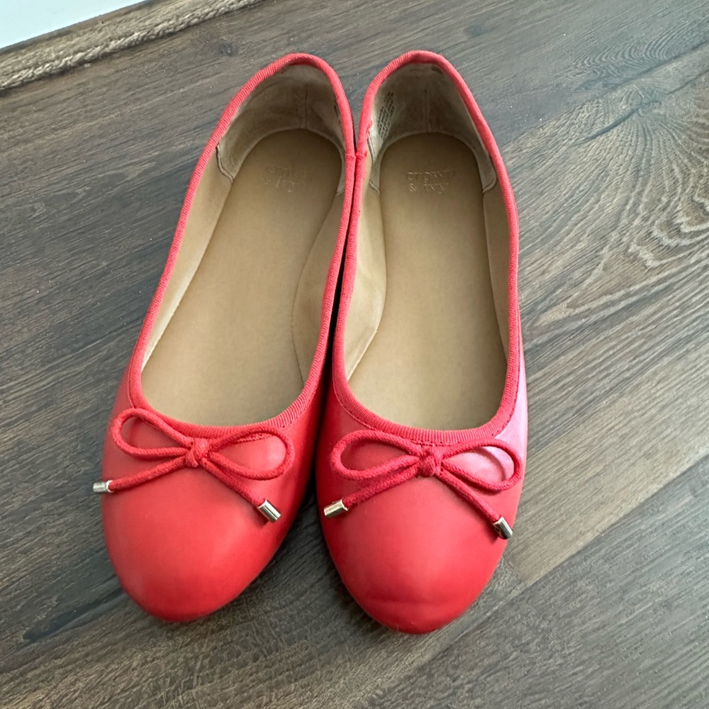 Crown & Ivy Red Ballet Flats